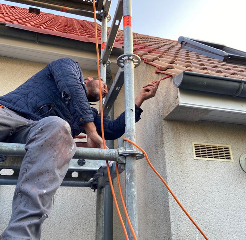 Pose de gouttiere à Champs-sur-marne en Seine-et-Marne